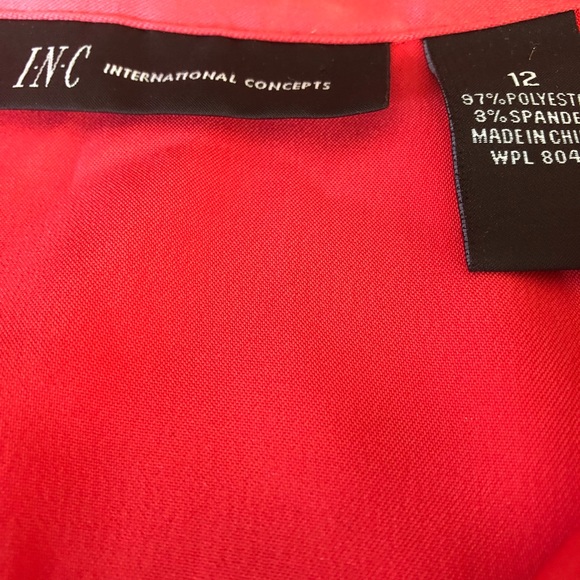 Blouse - Picture 2 of 3